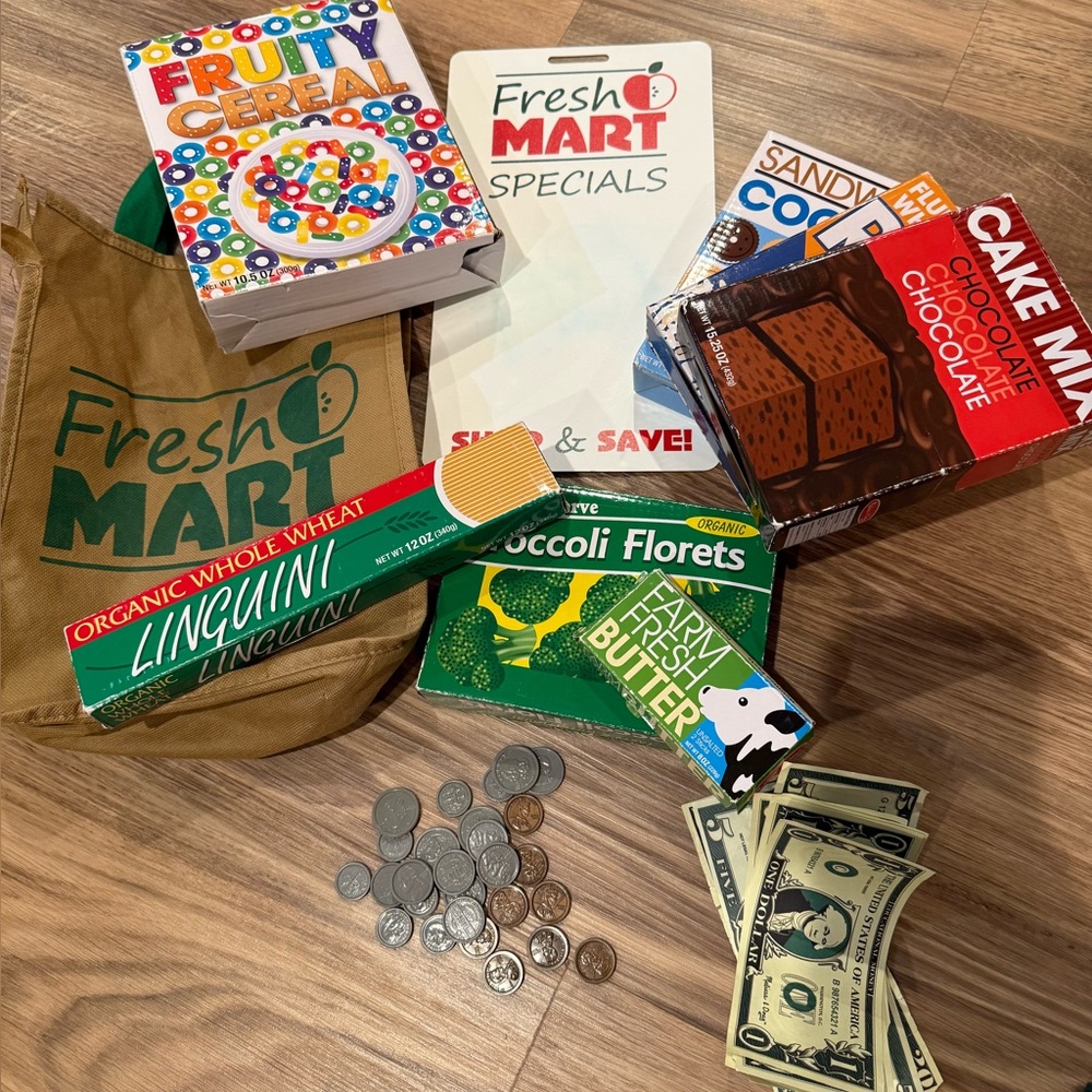 Melissa & Doug Fresh Mart Grocery Play Set